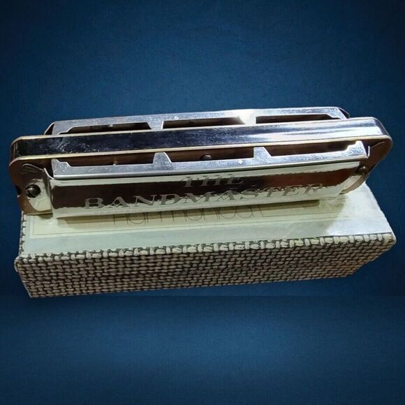 The Bandmaster Vintage 4" Chrome Harmonica "C" with Original Box - Musical Gift - Picture 7 of 13